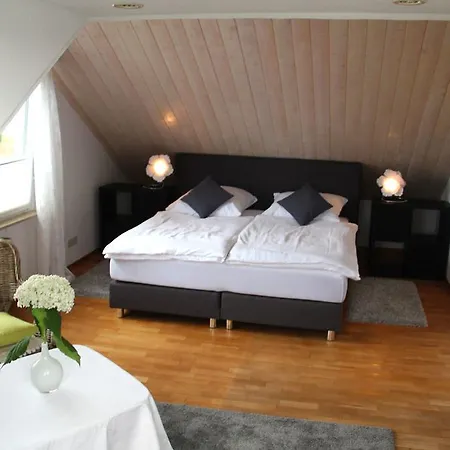 Apartment Ferienwohnung Stadtgrenze Fuerth